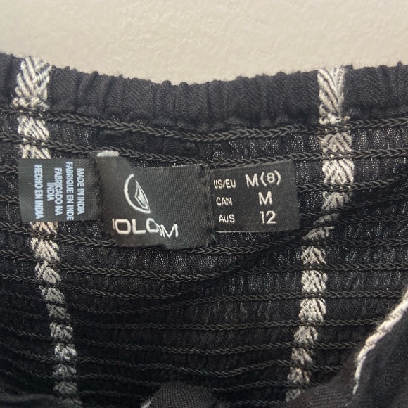 Volcom X Coco Ho Black Stripped Tie Crop Top Beach M - Picture 4 of 5